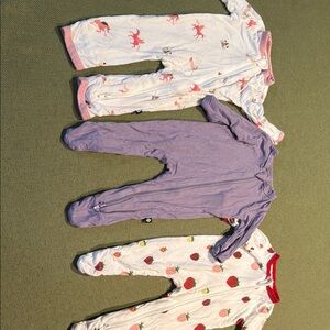 Kyte BABY Kids One Pieces Bodysuits - Purple, White, Pink.    OK.